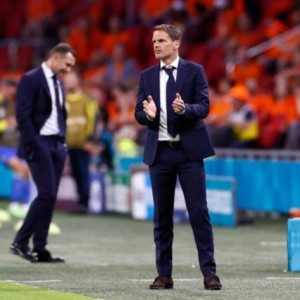 Kaiyun开云官方网站中国登录-德波尔：两粒失球都不应该 邓弗里斯：进球如释重负